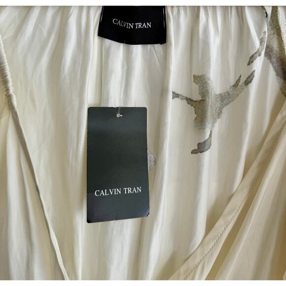 Calvin Tran Cream Soft Loose Wrap Top Size Medium New with Tags - Picture 3 of 6